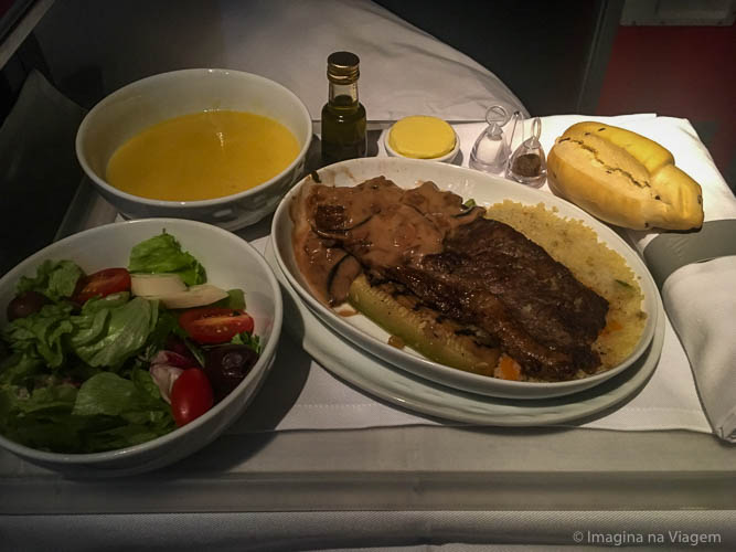 Executiva da Latam do Rio a Johannesburg © Imagina na Viagem