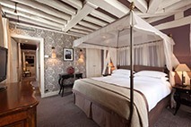 Onde ficar em Paris © Hotel Pavillon de la Reine / Divulgação