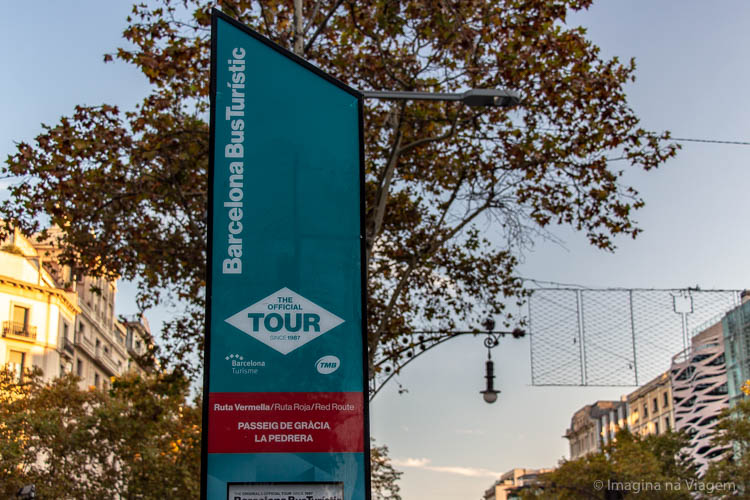 Hop-On Hop-Off - O que fazer em Barcelona © Imagina na Viagem