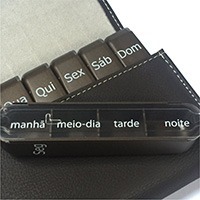 Acessórios para viagem - Porta comprimidos