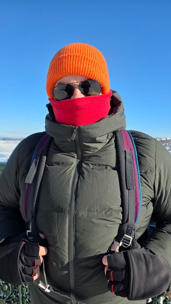 Acessórios de inverno usados em viagem para o frio
